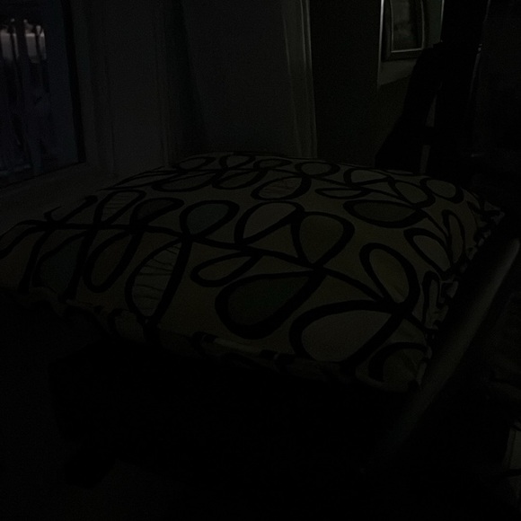 Shorts - Picture 2 of 7